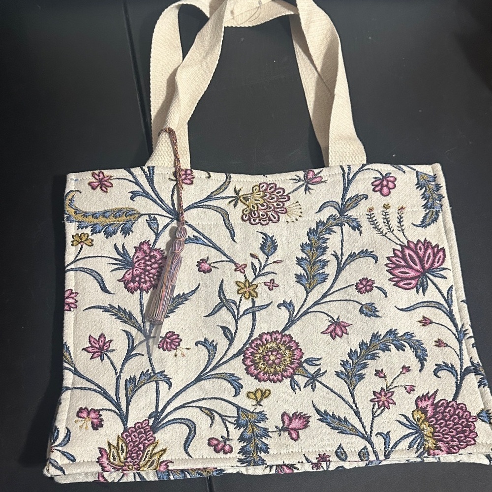 Nalini quilted floral tote bag